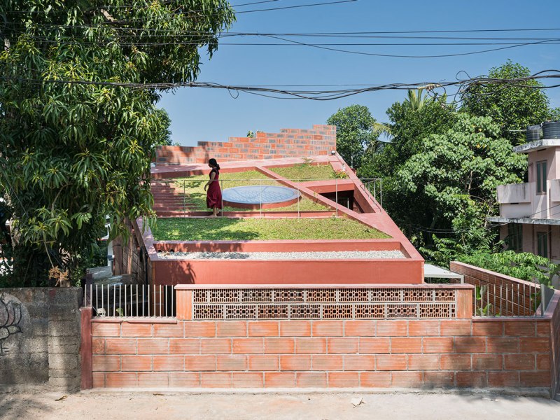 Semi Building Semi&nbsp;Landscape